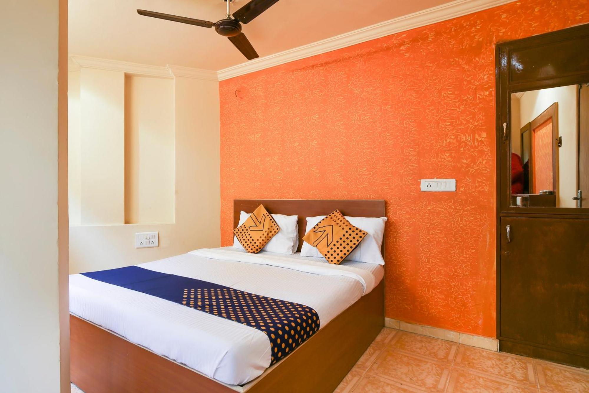 Hotel O Super Guest House Ahmedabad Extérieur photo